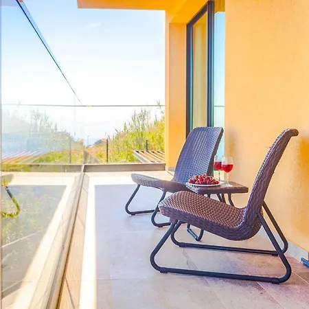 Villa Eden Sun *